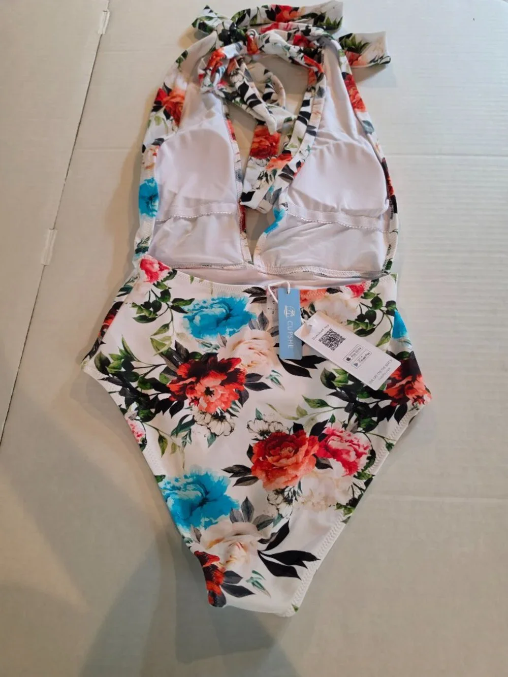 Cupshe Floral Plunge Neck Halter One Piece Swimsuit Size Small